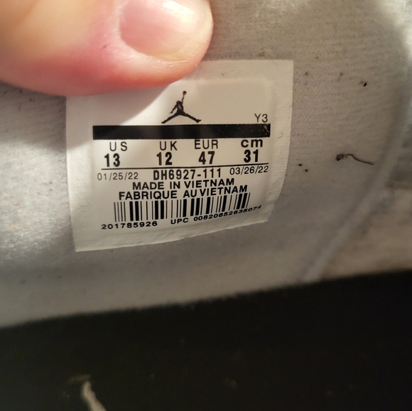 Jordan 4 Military Black Sneakers - Picture 4 of 6